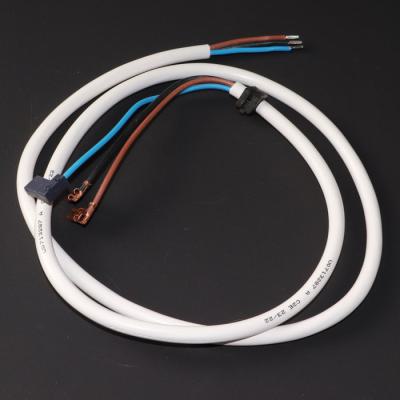  CABLE AVEC SURMOULAGE BLANC 