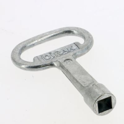  CLE CARRE 8MM 