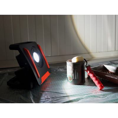  RoBust LED Portable 18V Batt. 