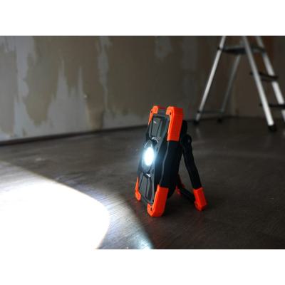  RoBust LED Portable 20W 2000lm 