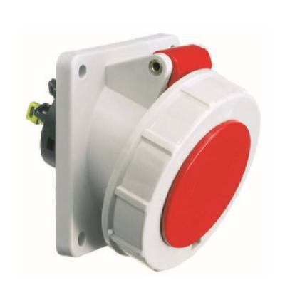  Socle 400V 3P+T 32A IP67 