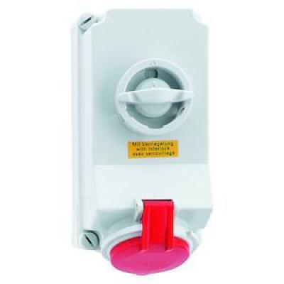  Socle CDE 400V 3P+T 32A IP44 
