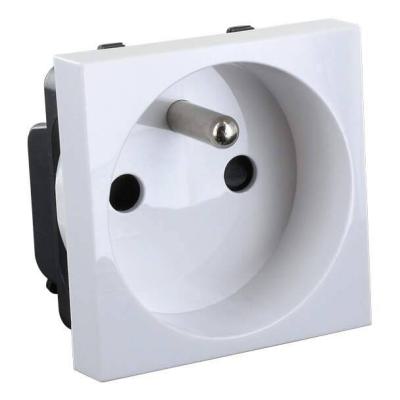  Prise simple 2P+T encastrable 
