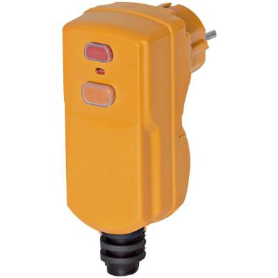  Fiche avec protection diff�ren 