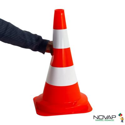  CONE DE SIGNALISATION 50CM 