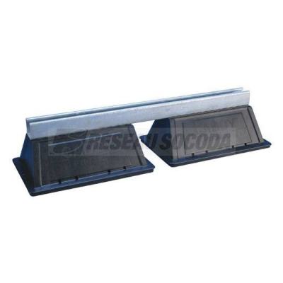  Passerelle avec profil strut, 