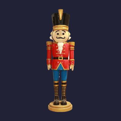  EUGENE-Casse-Noisette H3,4m 