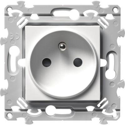  Prise 2P+T r�novation Pure 