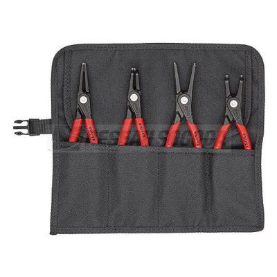  Trousse compos�e d'un jeu de 4 
