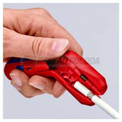  Outil � d�gainer multifonction 