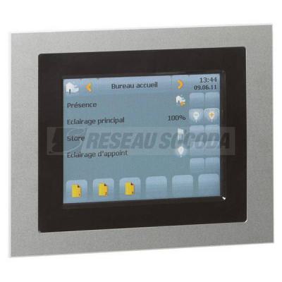  KNX ECRAN TACTILE            ! 