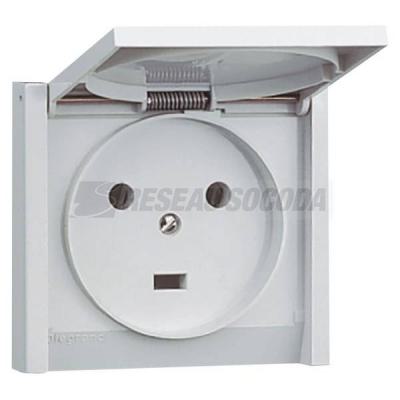  PLEXO 10 PRISE 2P+T 20A 380V 