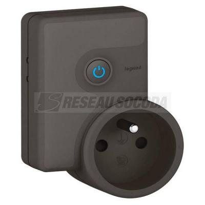  PRISE MOBILE CONNECTEE FR 16A 