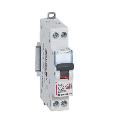  DNX3 DISJ GP PN C32 3000A 