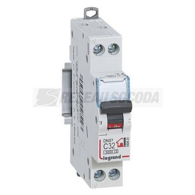  DNX3 DISJ GP PN C32 3000A 