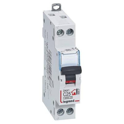  DNX3 DISJ GP PN C25 3000A 