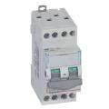  DX3 IS 4P 20A 