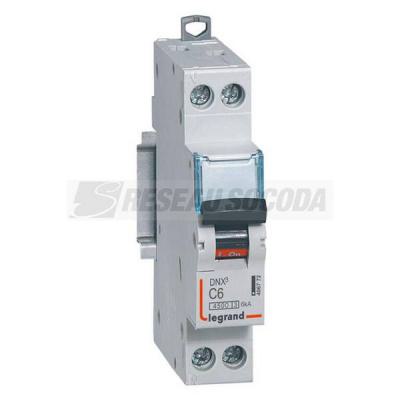  DNX3 1P+NG C6 4500A/6KA 