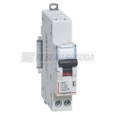  DNX3 1P+NG C32 4500A/6KA AUTO 