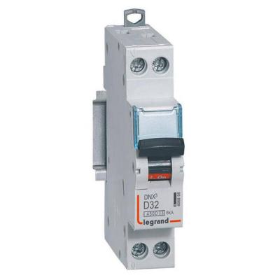  DNX3 1P+NG D32 4500A/6KA 