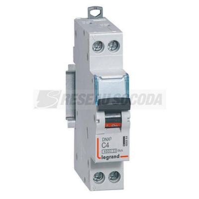  DNX3 1P+NG C4 4500A/6KA 