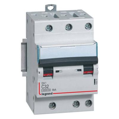  DX3 3P C32 4500A/6KA 3M 