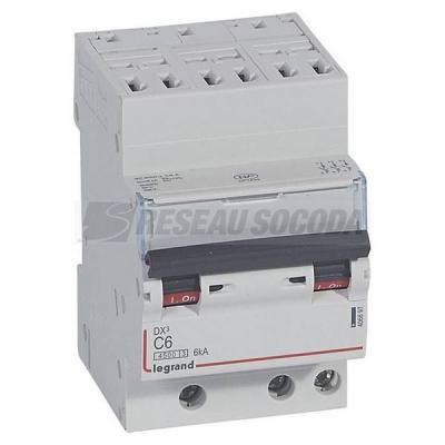  DX3 3P C6 4500A/6KA AUTO 