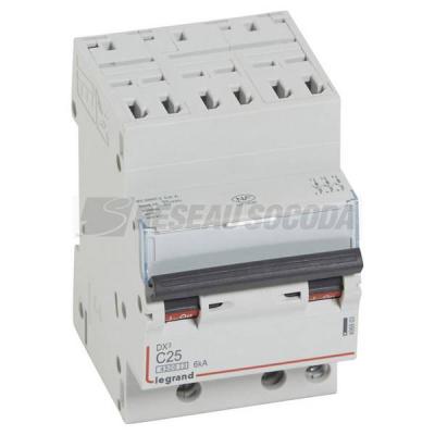  DX3 3P C25 4500A/6KA AUTO 