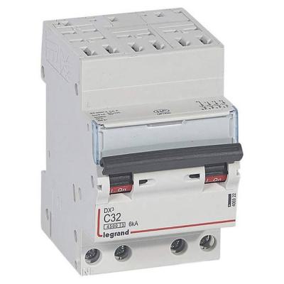  DX3 4P C32 4500A/6KA AUTO 