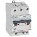  DX3 3P C20 6000A 3M 