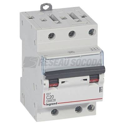  DX3 3P C20 6000A 3M 