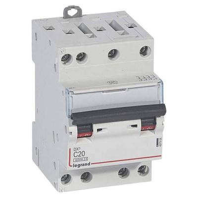  DX3 4P C20 6000A 3M 