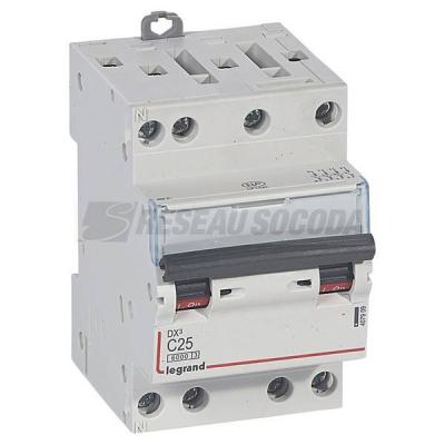  DX3 4P C25 6000A 3M 