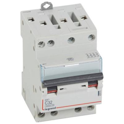  DX3 4P C32 6000A 3M 