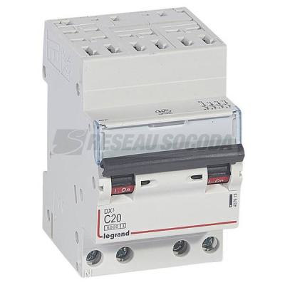  DX3 4P C20 6000A AUTO 