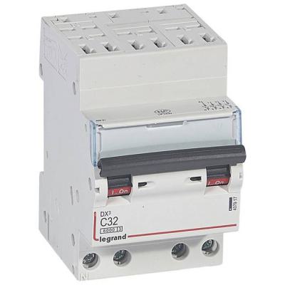  DX3 4P C32 6000A AUTO 