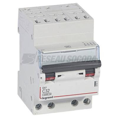  DX3 4P C32 6000A AUTO 