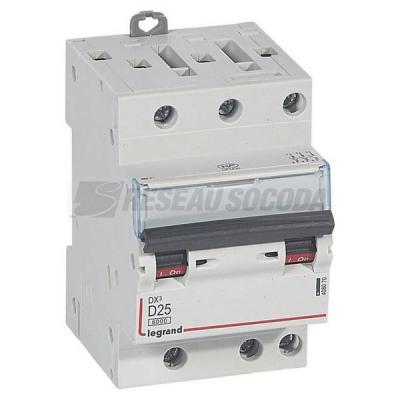  DX3 3P D25 6000A 3M 