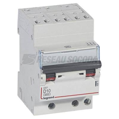  DX3 3P D10 6000A AUTO 