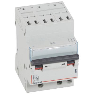  DX3 3P D32 6000A AUTO 