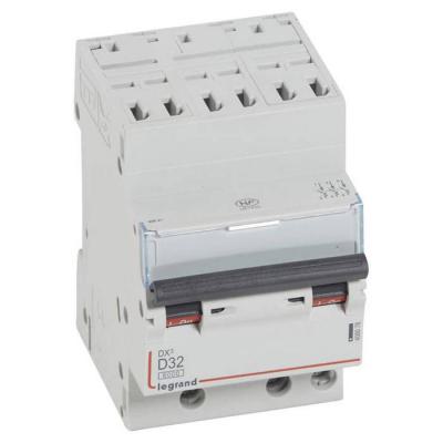  DX3 3P D32 6000A AUTO 