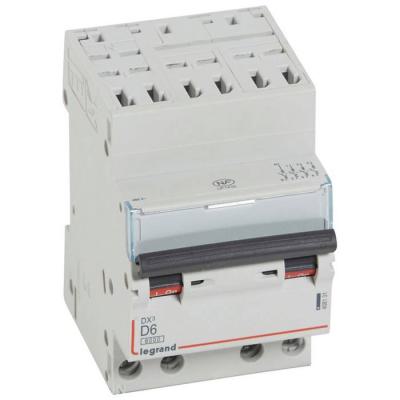  DX3 4P D6 6000A AUTO 