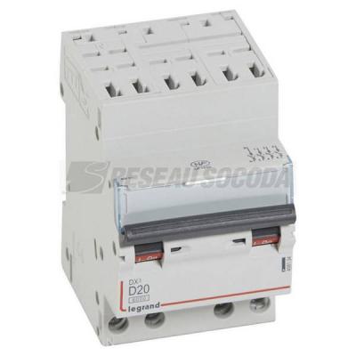  DX3 4P D20 6000A AUTO 