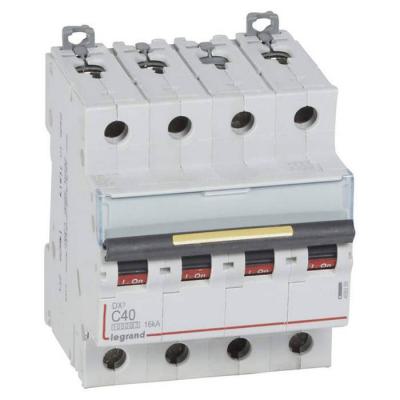  DX3 4P C40 10000A/16KA 