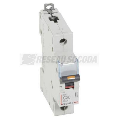  DX3 1P C20 25KA 