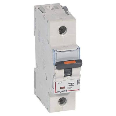 DX3 1P C32 25KA 