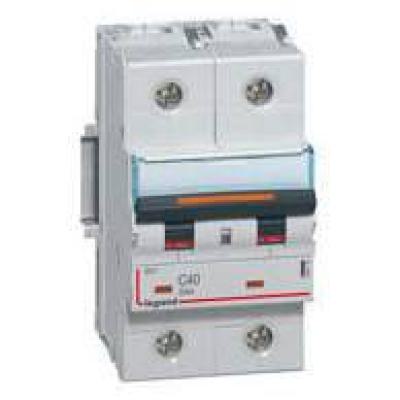  DX3 2P C40 25KA 