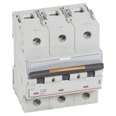  DX3 3P C32 25KA 