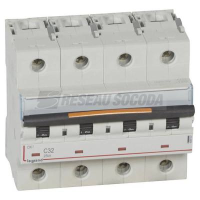  DX3 4P C32 25KA 