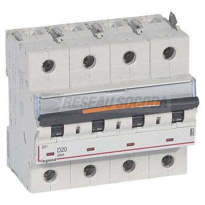  DX3 4P D20 25KA 